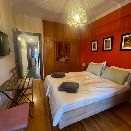 Comfortable In Thessaloníki