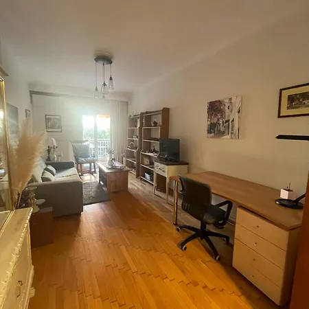 Comfortable In Apartament Saloniki